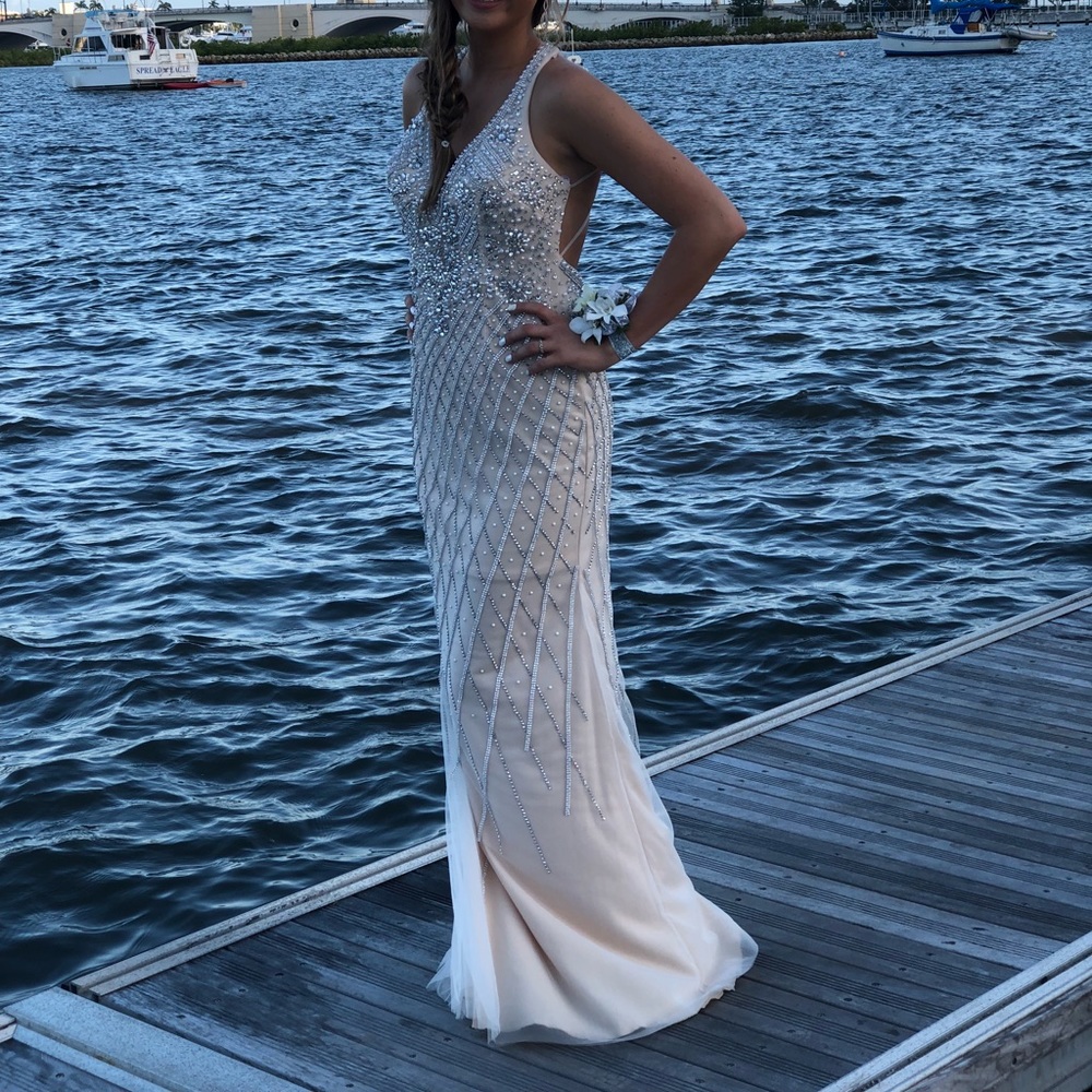 Jovani size 4 Nude beaded dress